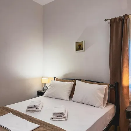 Apartment Petrounas House *