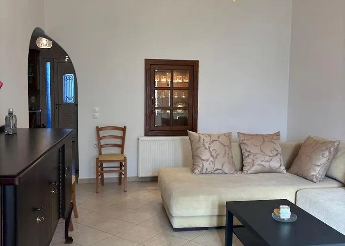 Petrounas House * Kythira Town