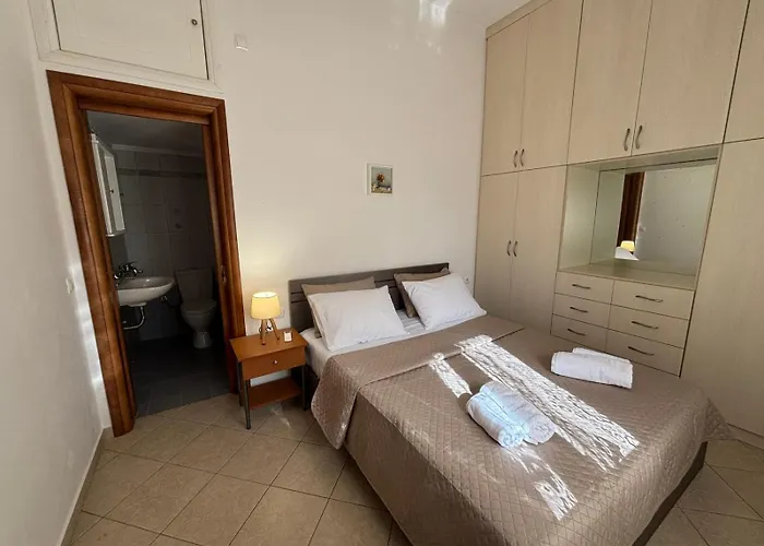 Petrounas House Lejlighed